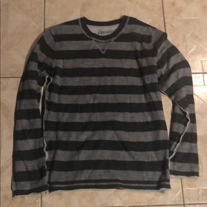 Aeropostale crew shirt small
